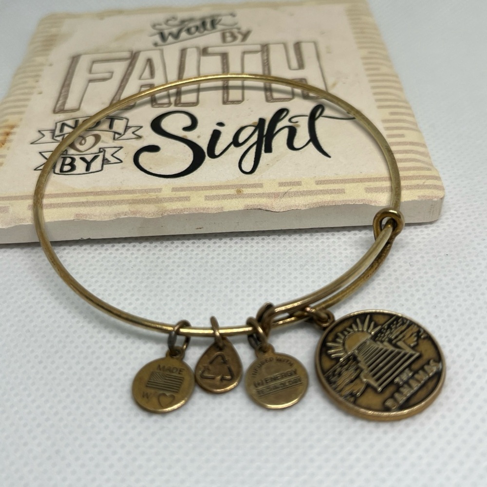 Alex And Ani‎ Bahamas Charm Bangle Bracelet